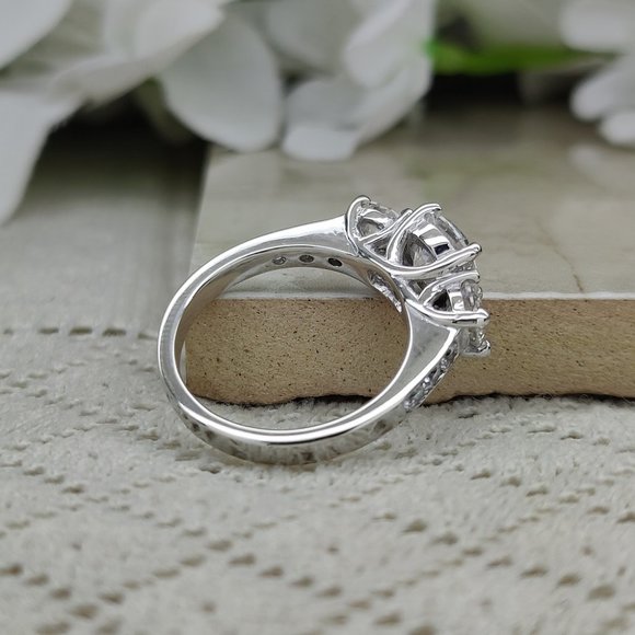 3 Stone Moissanite Ring Size 7 - Picture 5 of 5